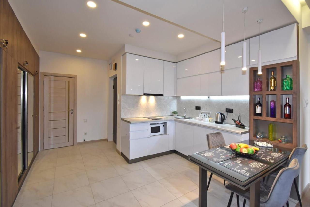 Home4You City Center Apartments Erevan Esterno foto