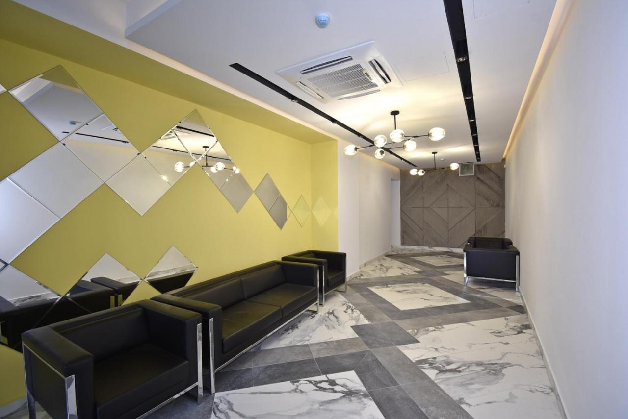 Home4You City Center Apartments Erevan Esterno foto