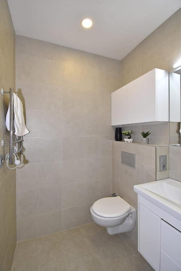 Home4You City Center Apartments Erevan Esterno foto