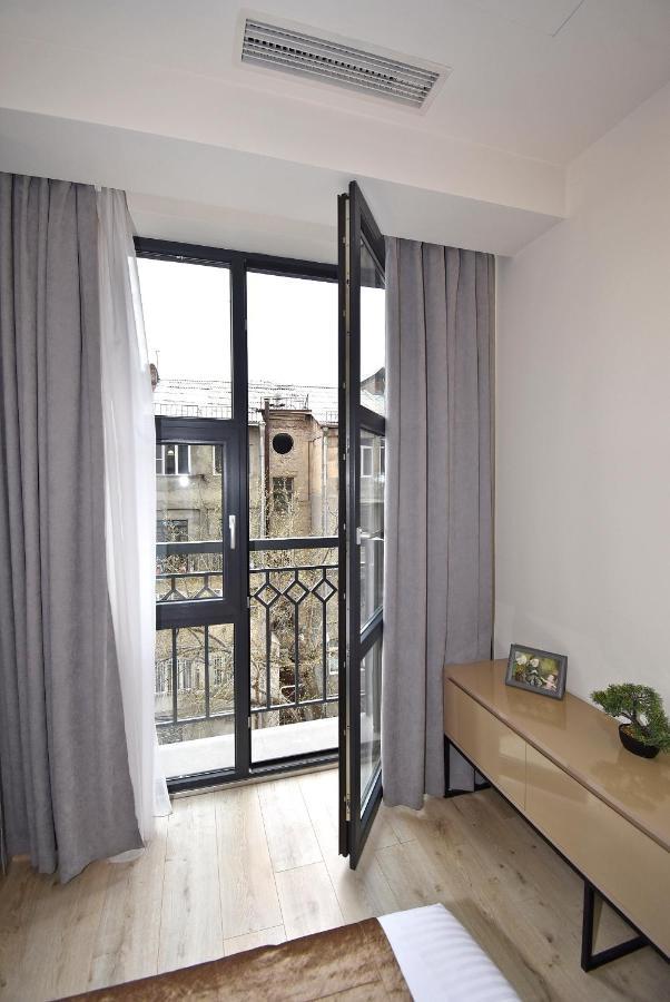 Home4You City Center Apartments Erevan Esterno foto