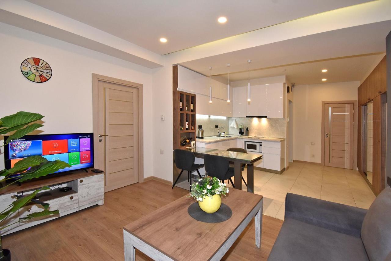 Home4You City Center Apartments Erevan Esterno foto
