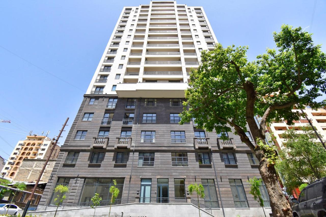 Home4You City Center Apartments Erevan Esterno foto